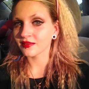 Meet your Posher, Christie